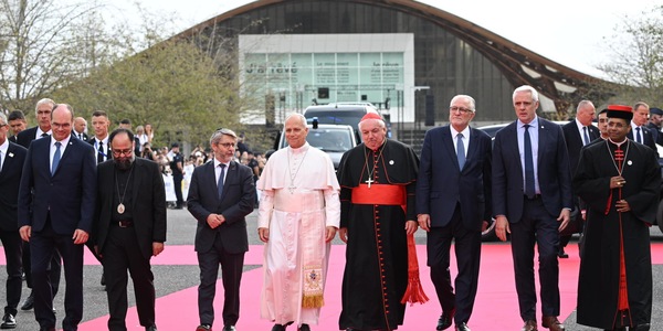 Il Papa all'Europa, 'attenti all'illusione del riarmo'