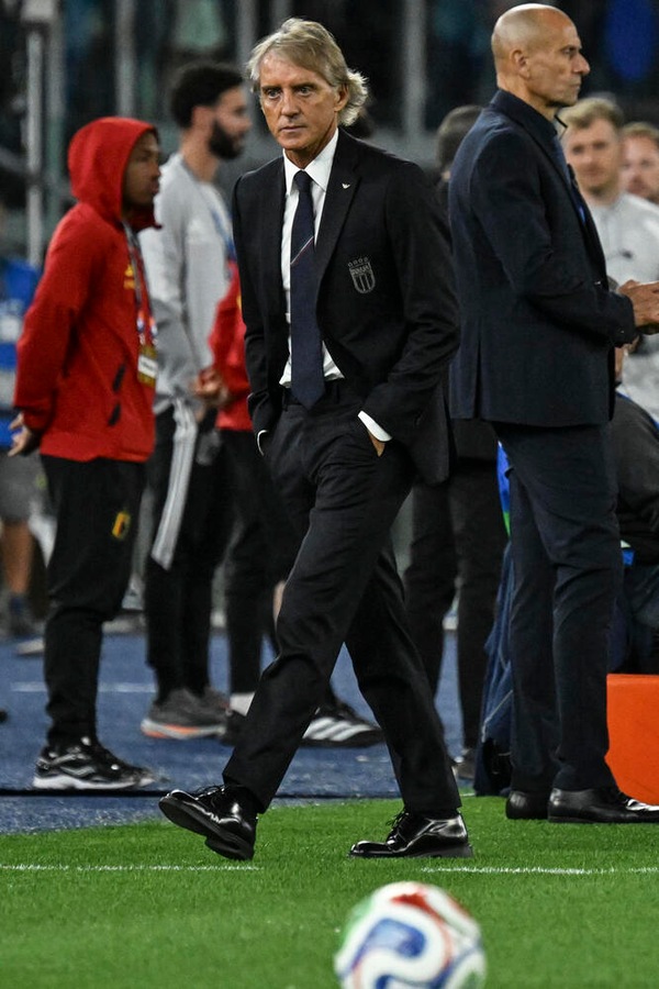 Nations League: Mancini ne cambia otto, in campo insieme i fratelli Esposito