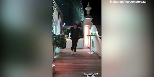 Materazzi-Vieri, il solito inequivocabile gesto