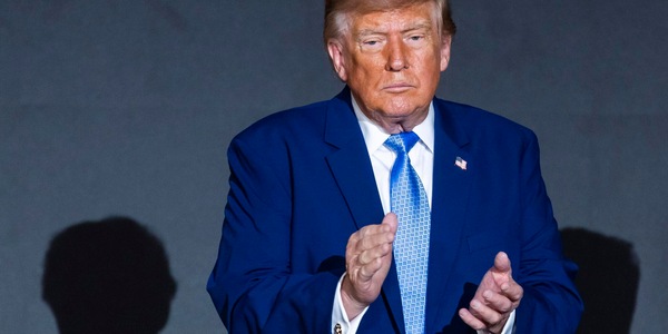 Trump, 'cambierò il nome delle fake news in artificial news'