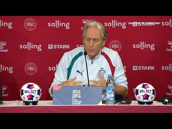 Jorge Jesus attacca CR7: "Comando io"