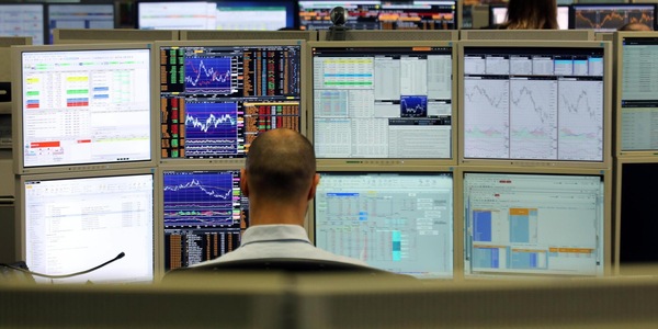 Lo spread tra Btp e Bund è in altalena, risale su quota 125 punti