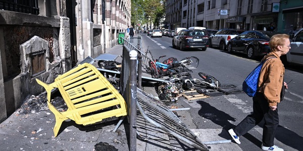 Rivolta studentesca in Francia, oltre 560 licei oggetto di blocchi e disordini