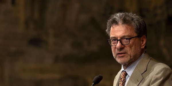 Giorgetti, deficit sotto il 3% nel 2026, sale al 3,5% nel 2027