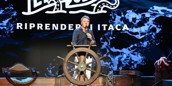 Renzi, 'appello a centristi e ai riformisti di Forza Italia, venite con noi'
