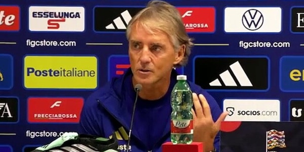 Mancini: "Cambierò qualcosa. Ho un debole per Barella"
