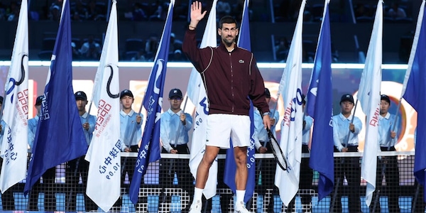 De Minaur si ritira, Djokovic trionfa a Pechino