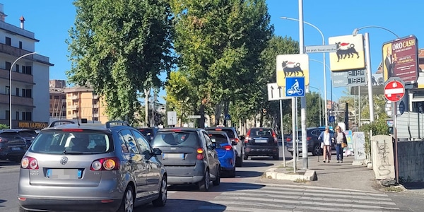 Il prezzo del gasolio Eni scende di 4 centesimi a 2,21 euro