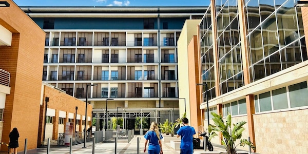 Firmato contratto per dirigenti medici, fino a 560 euro al mese in più
