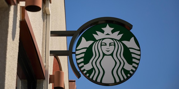 Ft, 'Starbucks ha valutato l'acquisizione di Chipolte'