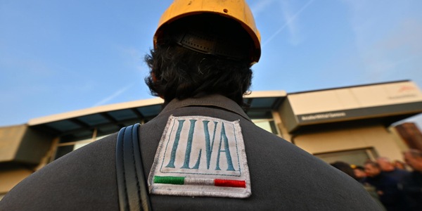Acciaierie d'Italia annuncia la fermata temporanea dell'ex Ilva a Genova e Novi Ligure
