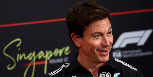 Wolff non ci sta e attacca: "Favoritismi a Kimi Antonelli? Imbecilli!"