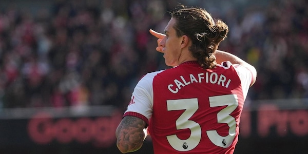 Calafiori guida la rimonta dell'Arsenal: 2-1 al Leeds, Arteta aggancia la vetta