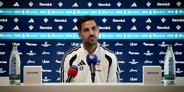 Fabregas e le domande del giornalista: "L'anno prossimo fai tu la squadra..."