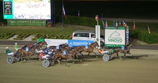 Derby, Oaks, Grand Prix UET e UET Elite Circuit Final – Memorial Varenne: a Vinovo il meglio del trotto mondiale