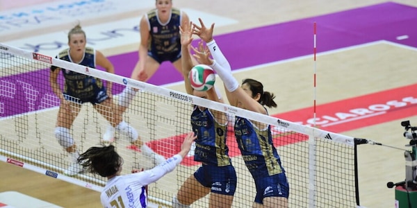 Conegliano travolgente contro la UYBA
