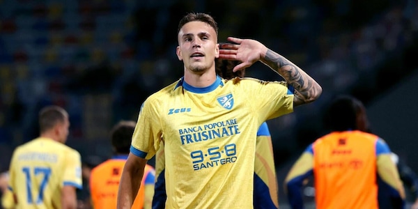 Frosinone da urlo, Sassuolo battuto 4-2: tripletta di Raimondo e Alvini al quarto posto