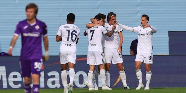 Anche il Como dimentica la Champions e batte 3-1 una buona Fiorentina: al Franchi, però, è notte fonda