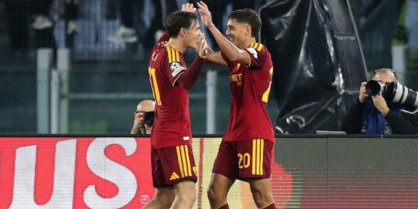La favola di Pisilli: gol sotto la Sud davanti a Totti alla prima da capitano. E quel gesto di Malen che emoziona...