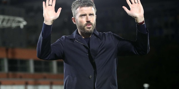 Carrick affranto, Maguire incredulo: il Manchester United chiede scusa ai tifosi dopo il ko con il Como FOTO