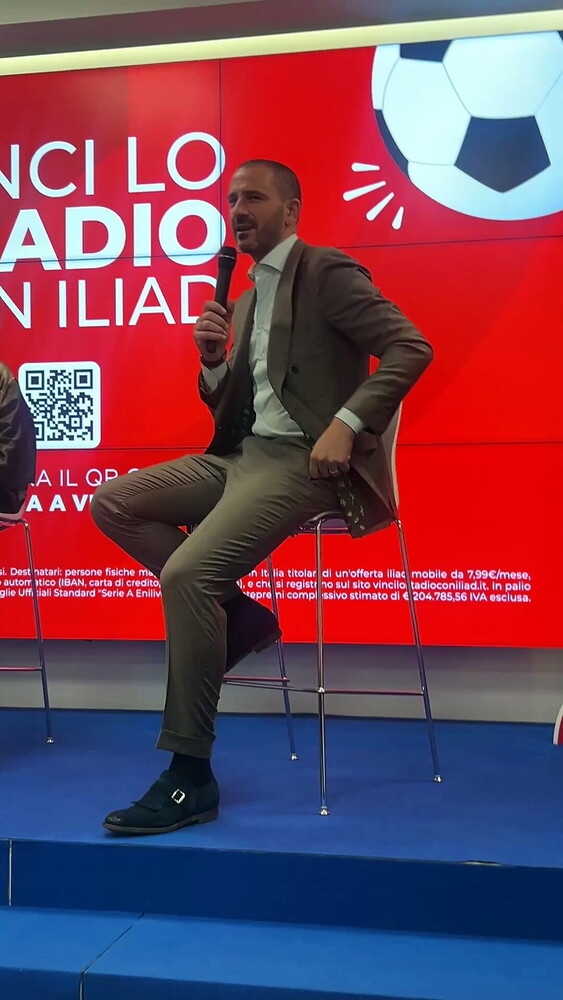 Bonucci incorona Bastoni: "Si avvicina a quello che avevo io. È difficile tenere tutto sulle spalle"