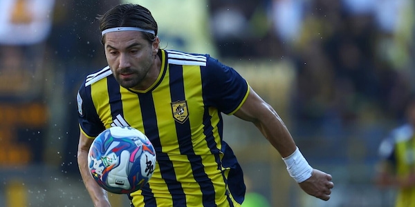 Pronostico Juve Stabia-Verona, ecco chi è favorito secondo i bookie