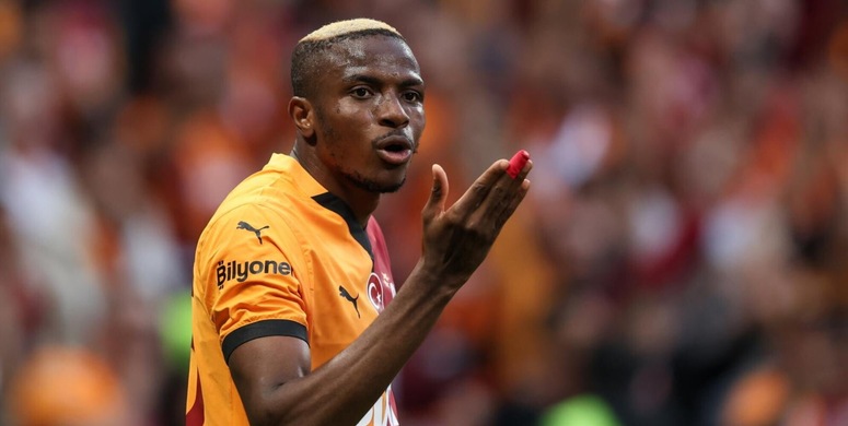Svolta Osimhen, il Galatasaray è pronto a pagare la clausola rescissoria al Napoli Svolta Osimhen, il Galatasaray è pronto a pagare la clausola rescissoria al Napoli