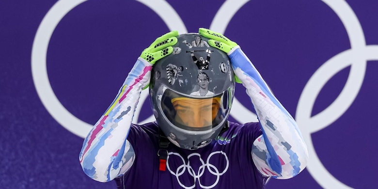 L'ucraino Heraskevych squalificato per il casco con gli atleti morti in guerra: rabbia sui social