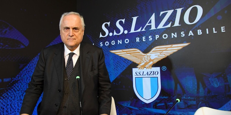 Tra sponsor, crediti e finale di Coppa Italia: la Lazio con 40 milioni si riprende dalla crisi peggiore dell’era Lotito