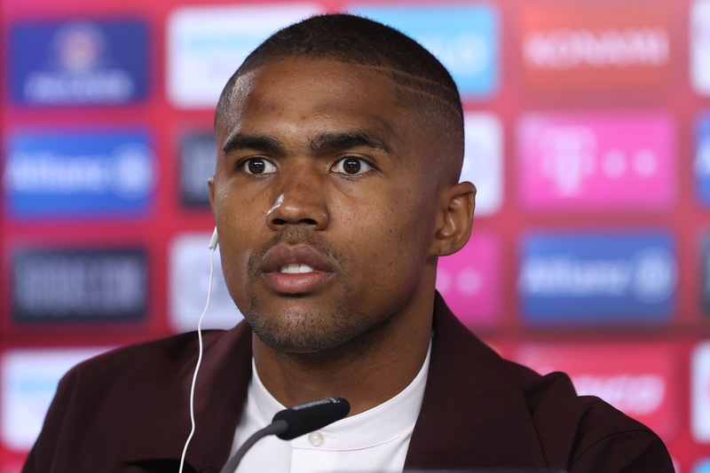 Douglas Costa dice addio al Gremio: ufficiale il prestito ai Los Angeles Galaxy