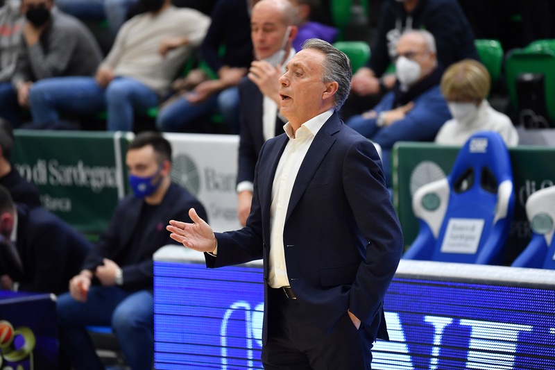 Serie A, Bucchi prolunga con la Dinamo Sassari fino al 30 giugno 2025
