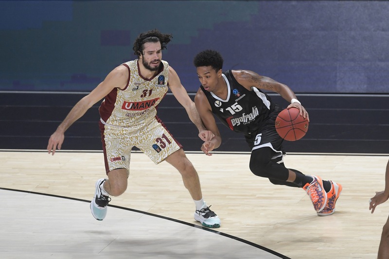 Alexander saluta la Virtus Bologna: giocherà a Trieste