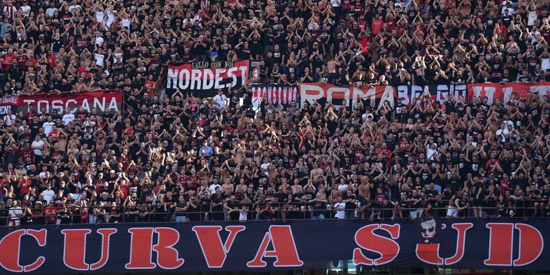 Il Milan esulta, raggiunta quota 41500 abbonati: “Grazie rossoneri!”