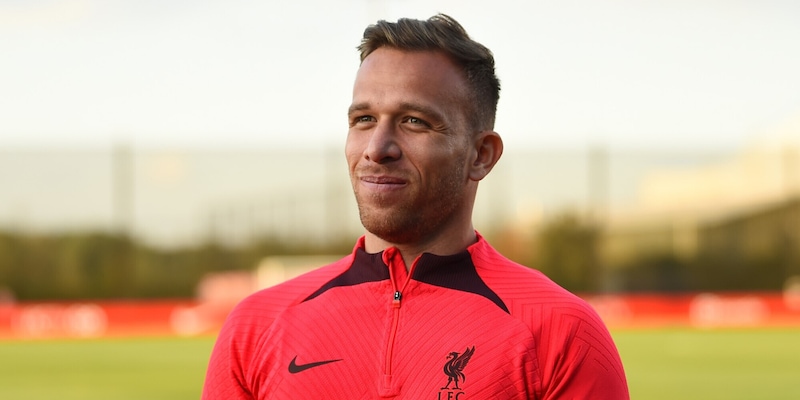 Liverpool, Arthur assume uno staff per rimettersi in forma