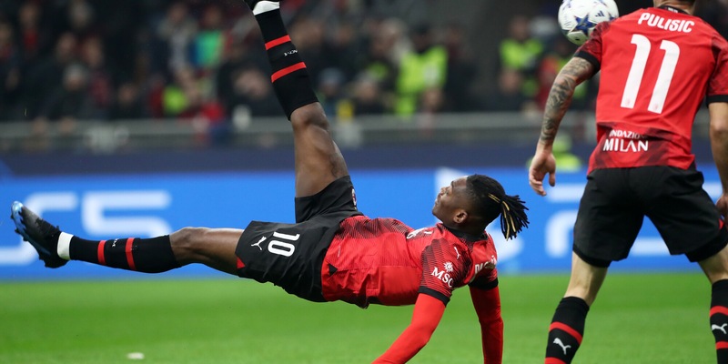 Milan-Psg 2-1: guarda i gol e gli highlights. Leao, che rovesciata!