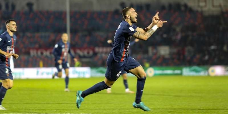 Serie B, il Cosenza piega la Reggiana e torna a sperare