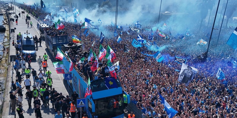 Napoli, le buone vibrazioni