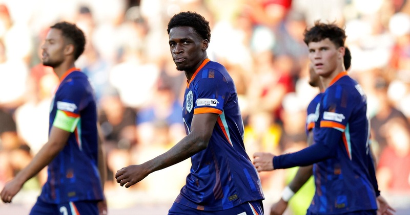 Europei U21, Olanda in semifinale nonostante il rosso a van Bommel. Rensch, errore indolore