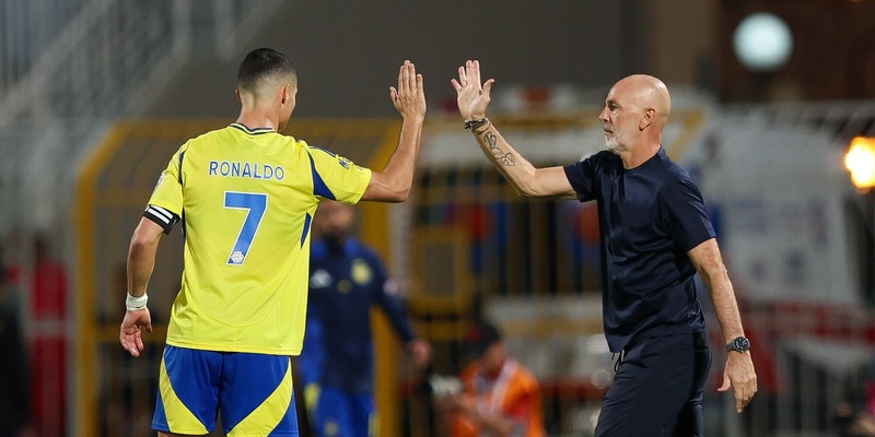 <p>Cristiano Ronaldo saluta Pioli: cosa ha scritto sui social dopo l'addio all'Al-Nassr&nbsp;</p>