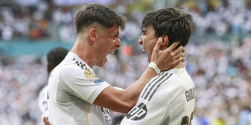 Juve eliminata dal Real Madrid agli ottavi: decide il gol di Gonzalo Garcia, non basta un super Di Gregorio. Rivivi la diretta