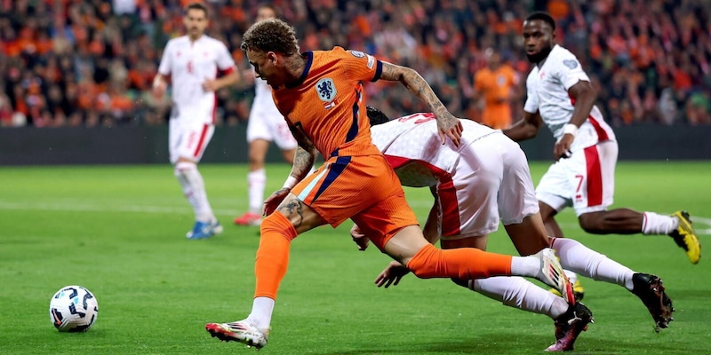 Napoli, Lang &egrave; sbarcato in Italia: programmate le visite mediche