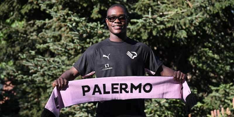 Palermo, ufficiale l'acquisto di Gyasi: il comunicato