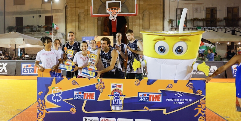 https://cdn.corrieredellosport.it/img/800/600/2025/07/28/081047176-6357c8d6-c68f-4523-9001-b5d4d6170270.jpg