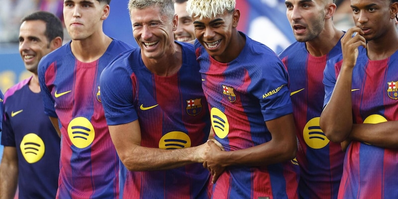 Liga, l&rsquo;eterno duello Barcellona-Real nel segno di Yamal-Mastantuono. E Simeone&hellip;