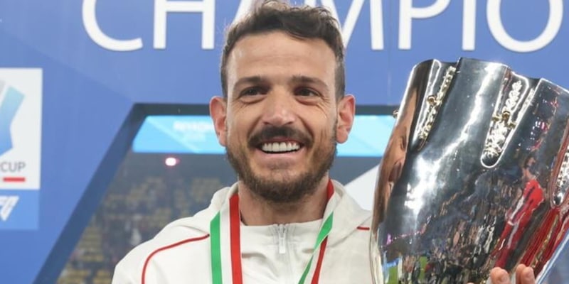 <p>Florenzi annuncia l'addio al calcio: il post commovente sui social</p>