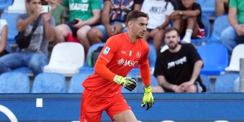 Meret lancia il Napoli: "Siamo partiti bene. Proviamo a vincerle tutte". Poi su Milinkovic Savic…