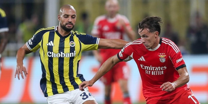 <p>Dedic, il Benfica e il presidente Rui Costa</p>