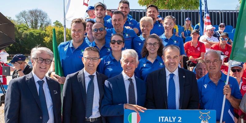 https://cdn.corrieredellosport.it/img/800/600/2025/09/19/143555073-f67fb541-d57b-42a6-9e7a-11b2e0998e0d.jpeg