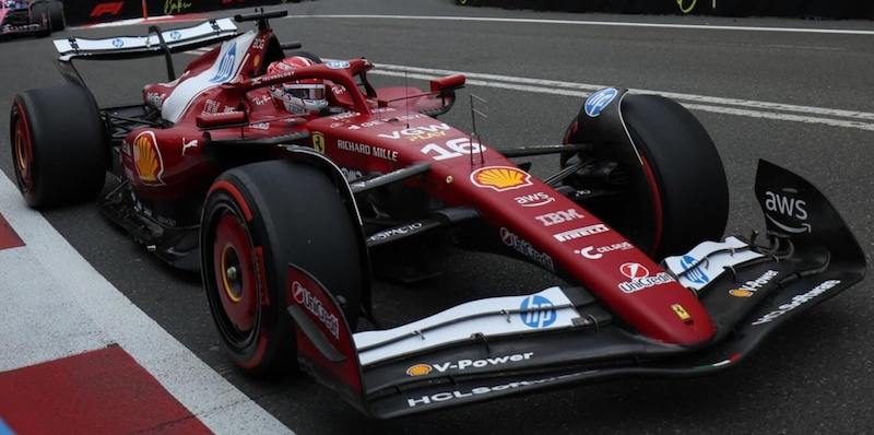 GP Baku, Formula 1: Verstappen vince, Sainz sul podio! Delusione Ferrari: Hamilton 8&deg;, Leclerc 9&deg;