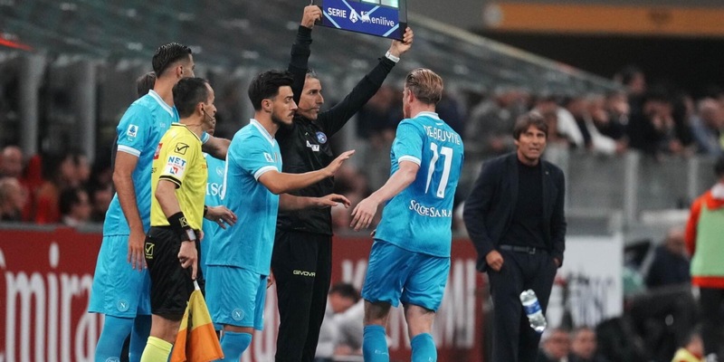 Retroscena Conte e De Bruyne: perché il belga non ha preso bene il cambio a San Siro